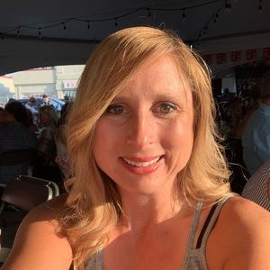 Meet your Posher, Marianne